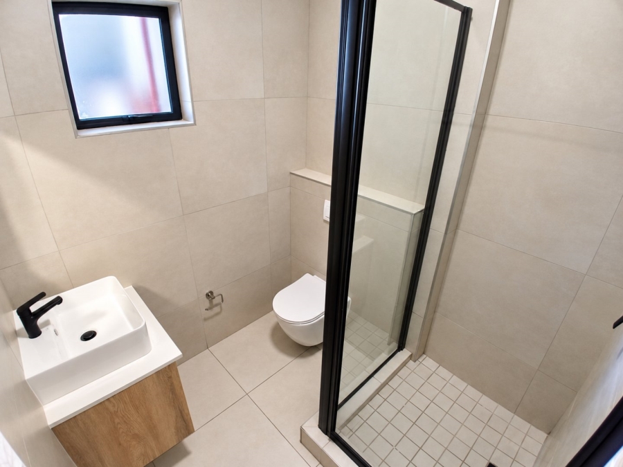 To Let 3 Bedroom Property for Rent in Sandown Western Cape